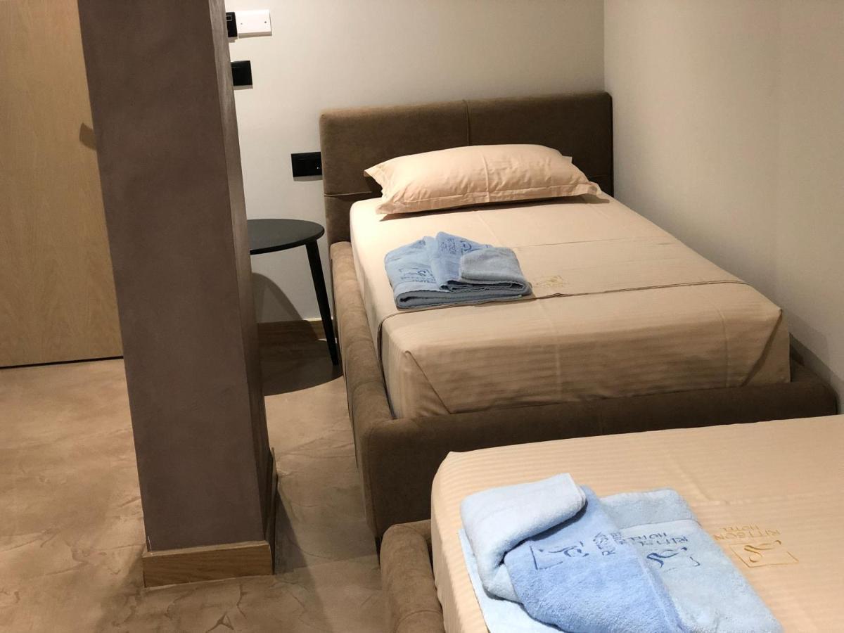 Ritson Hotel Vlorë エクステリア 写真